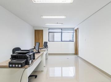 Comercial · 30m² · 4 Quartos · 1 Vaga · Sala comercial na Rua Galvão Bueno, N. 396 - 43 • 30 m²