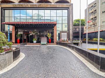 Comercial · 694m² · 7 Quartos · 3 Vagas · Loja na Rua Galvão Bueno, N. 700 • 694 m²