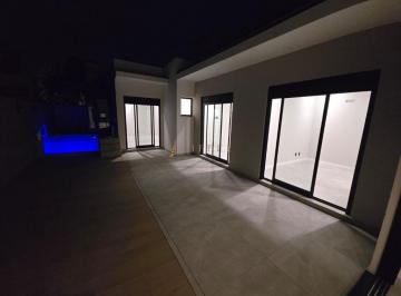 Casa · 350m² · 4 Quartos · 8 Vagas · Casa à venda em Sorocaba, Jardim Residencial Chácara Ondina, com 4 suítes, com 350 m²