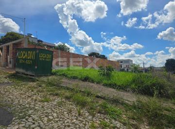 Terreno · 300m² · Lote à venda no Bairro São Roque em Divinópolis/MG.