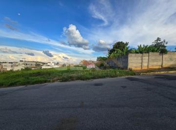 Terreno · 300m² · Lote à venda no Bairro São Roque em Divinópolis/MG.