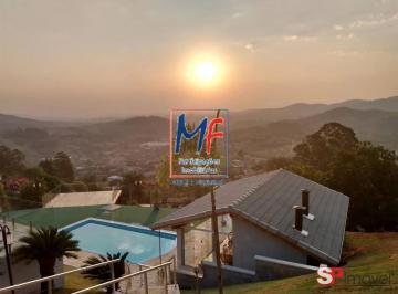 Casa · 260m² · 3 Quartos · Excelente casa em cond. fechado em Monte Alegre do Sul, 260 m² a.u., 3 dormitórios (3 suítes), sala,