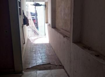 Casa · 120m² · 2 Quartos · 6 Vagas · Casa para Venda por R$150.000,00 com 6 vagas, 2 dormitórios e 2 banheiros - Vila bartira, Itaquaquec