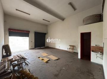 Comercial · 47m² · 1 Vaga · Loja disponível para locação no bairro Brasil em Uberlândia-MG