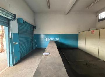 Comercial · 47m² · 1 Vaga · Loja disponível para locação no bairro Brasil em Uberlândia-MG
