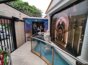 Comercial · 35m² · Sala comercial disponível para locação no bairro Saraiva em Uberlândia-MG