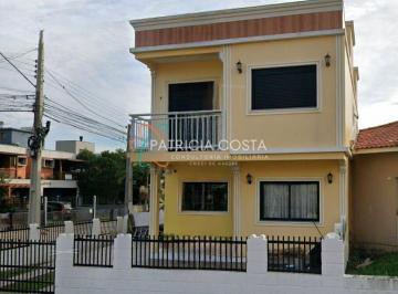 Casa · 70m² · 2 Quartos · 1 Vaga · Sobrado de Esquina á Venda no Centro, Garopaba-SC