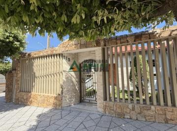 16258415230.jpg · Casa com 4 quartos sendo 02 suítes na região sul de Londrina                                        