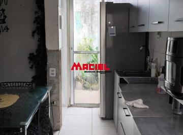 Casa · 59m² · 2 Quartos · 2 Vagas · OPORTUNIDADE - OTÍMA LOCALIZAÇÃO - IMPERDIVEL - R$ 190 MIL - EM FRENTE AO SETVILLE