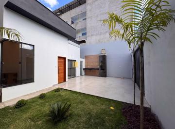 Casa · 96m² · 3 Quartos · 2 Vagas · Casa térrea à venda no bairro Progresso