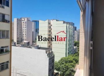 Apartamento · 27m² · 1 Quarto · Studio :  / Residencial / Centro