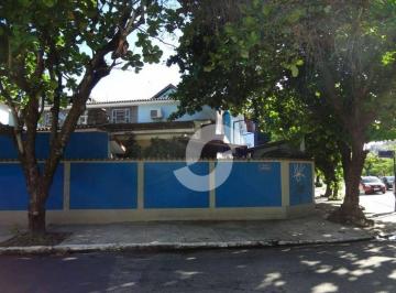 67ec8810b46b7b9a74d330a236c21560890b5fa4 · Casa com 6 dormitórios à venda, 380 m² por R$ 2.251.000,00 - São Francisco - Niterói/RJ