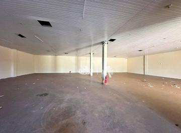 Barracão para alugar, 225 m² - Conjunto Vivi Xavier - Londrina/PR · Barracão para alugar, 225 m² por R$ 6.500,00/mês - Vivi Xavier - Londrina/PR