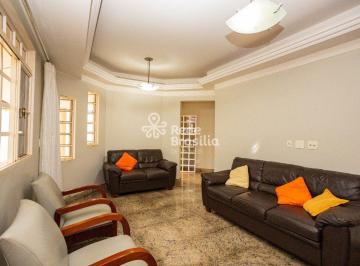 Casa · 255m² · 3 Quartos · 1 Vaga · Rua 4 - Condomínio Imperial - Casa com 3 quartos suítes - 1 vaga - Vicente Pires
