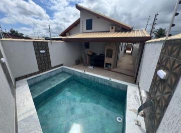 Casa de 2 quartos, Itanhaém · Casa a Venda em Itanhaém com piscina lado praia