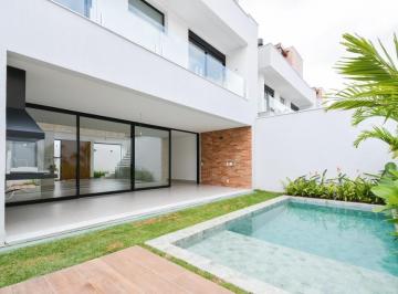 Casa · 331m² · 3 Quartos · 3 Vagas · Casa no condomínio Vila Luni para venda com 3 quartos, sendo 3 suítes, 331m²