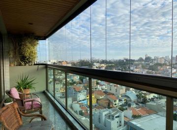 Apartamento · 300m² · 4 Quartos · 5 Vagas · Apartamento tipo para venda em Vila Bastos com 4 quartos, sendo 2 suítes, 300m²