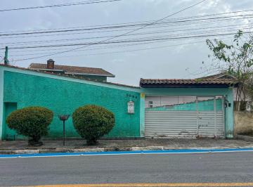 Casa · 242m² · 5 Quartos · 7 Vagas · Casa de vila para venda em Suíssa com 5 quartos, sendo 3 suítes, 242m²