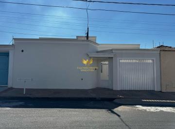 i1.jpg · CASA  IPANEMA COM 3 DORMITORIOS