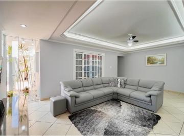 Apartamento · 180m² · 3 Quartos · Apartamento de 180m² com churrasqueira no Centro de Sorocaba