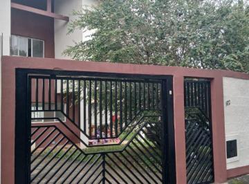 Casa de 3 quartos, Taubaté · OFERTA Sobrado 3 dorm em Residencial FEchado com portaria 24 horas em QUIRIRIM Taubate sõ 600 mil