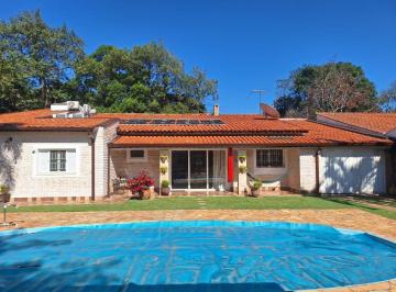 Casa · 237m² · 3 Quartos · 4 Vagas · Casa tipo para venda em Caixa D´Água com 3 quartos, sendo 2 suítes, 237m²