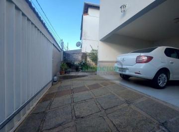 202512062350287454.jpg · Casa para Venda em Juiz de Fora, Aeroporto, 4 dormitórios, 1 suíte, 3 banheiros, 2 vagas