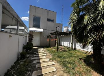 43155008_g.jpg · 
                                Casa a venda com piscina
                            