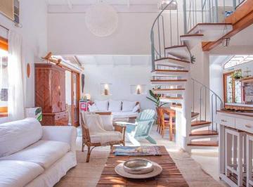 Casa · 200m² · 3 Quartos · 2 Vagas · Casa à venda em juquehy de 3 dorms perto da praia