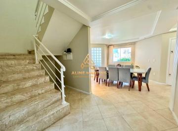 Casa · 247m² · 5 Quartos · 5 Vagas · Casa à venda no bairro Barreiros - São José/SC