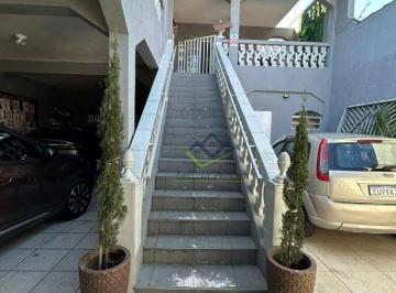 71e15f6577b8703db43bf8e026b86705970a6b8d · Sobrado com 4 quartos, sendo 3 suítes à venda, 326 m² por R$ 1.400.000 - Vila Áurea - Poá/SP