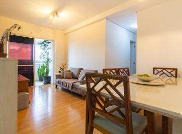 Apartamento · 67m² · 2 Quartos · 1 Vaga · Apartamento tipo para venda em Centro com 2 quartos, sendo 1 suíte, 67m²