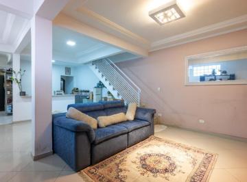 Casa · 230m² · 4 Quartos · 2 Vagas · Sobrado para venda em Jardim Santa Terezinha com 4 quartos, sendo 1 suíte, 230m²
