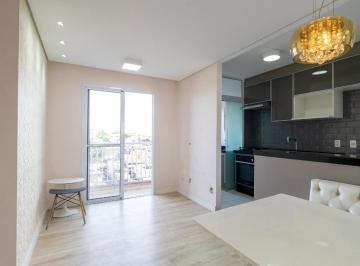 Apartamento · 54m² · 2 Quartos · 1 Vaga · Apartamento tipo para venda em Centro com 2 quartos, sendo 1 suíte, 54m²