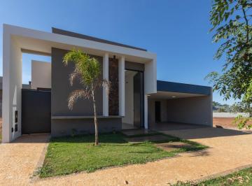Casa · 219m² · 3 Quartos · 4 Vagas · Casa no condomínio Bourbon Residence para venda com 3 quartos, sendo 3 suítes, 219m²