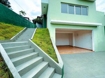 Casa · 144m² · 3 Quartos · 4 Vagas · Casa de vila para venda em Santa Luzia com 3 quartos, sendo 1 suíte, 144m²