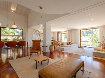 Casa · 516m² · 6 Quartos · 4 Vagas · Casa no condomínio Condomínio Vista Alegre para venda com 6 quartos, sendo 4 suítes, 516m²