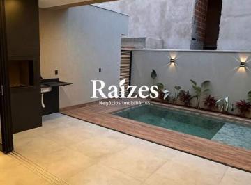 Casa · 155m² · 3 Quartos · 4 Vagas · Casa em condomínio fechado com 3/4 sendo 2 suítes 