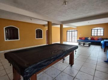Casa · 336m² · 5 Quartos · 6 Vagas · Sobrado para venda em Mutinga com 5 quartos, sendo 1 suíte, 336m²