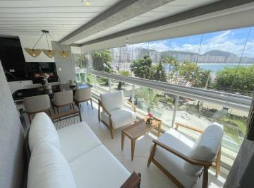 a7e646456bd1d751cba6e04c4bf299ebc0ee2166 · Apartamento finamente decorado no Authentique Astúrias Condominium Club em frente ao mar.