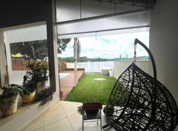 Foto 01 · Casa pé na água em Atibaia-SP, bairro Usina: 3 quartos, 1 suíte, 2 salas, 3 banheiros, 740m².