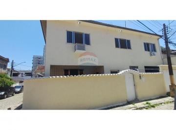 Casa · 178m² · 3 Quartos · 2 Vagas · Casa á venda de 3 quartos,2 banheiros,2 vagas -Pechincha