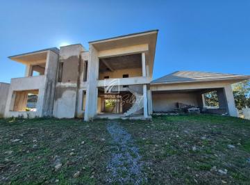 Casa · 442m² · 4 Quartos · Casa à venda - em Pedancino