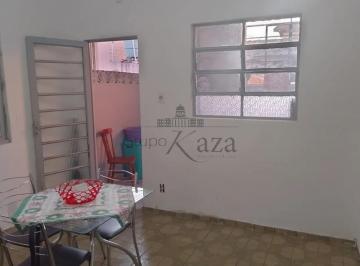 Casa · 270m² · 3 Quartos · 2 Vagas · Oportunidade - Casa - Jardim Satélite - 3 Dormitórios - 270m².
