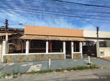 Casa de 4 quartos, São Gonçalo · Mutondo 4 Quartos 1 Suíte, 3 Bnh, 2 Vagas, Ótimo Local