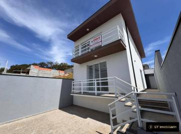 Casa · 150m² · 3 Quartos · 2 Vagas · Lançamento - Sobrado Recém Construído 3 dorm Próximo ao Centro! 660 mil!