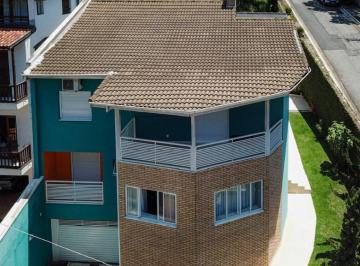 Casa · 370m² · 5 Quartos · 5 Vagas · Casa em condomínio para venda com 5 quartos, sendo 4 suítes, 370m²