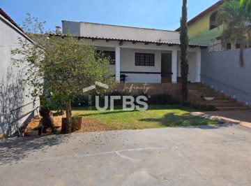 Casa · 191m² · 4 Quartos · 6 Vagas · Sobrado à venda  no Setor Jaó R$ 850 mil, com 4 Quartos , terreno 375 m2.