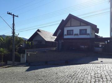 Casa · 355m² · 2 Quartos · 4 Vagas · Casa  TIMBÓ - SC