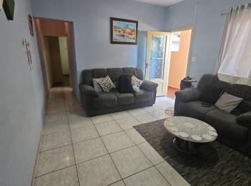 ff746e84-1191-4656-bba3-af52bccbefc5 · Funcional casa de vila para venda em Vila Elze com 2 quartos, 130m²